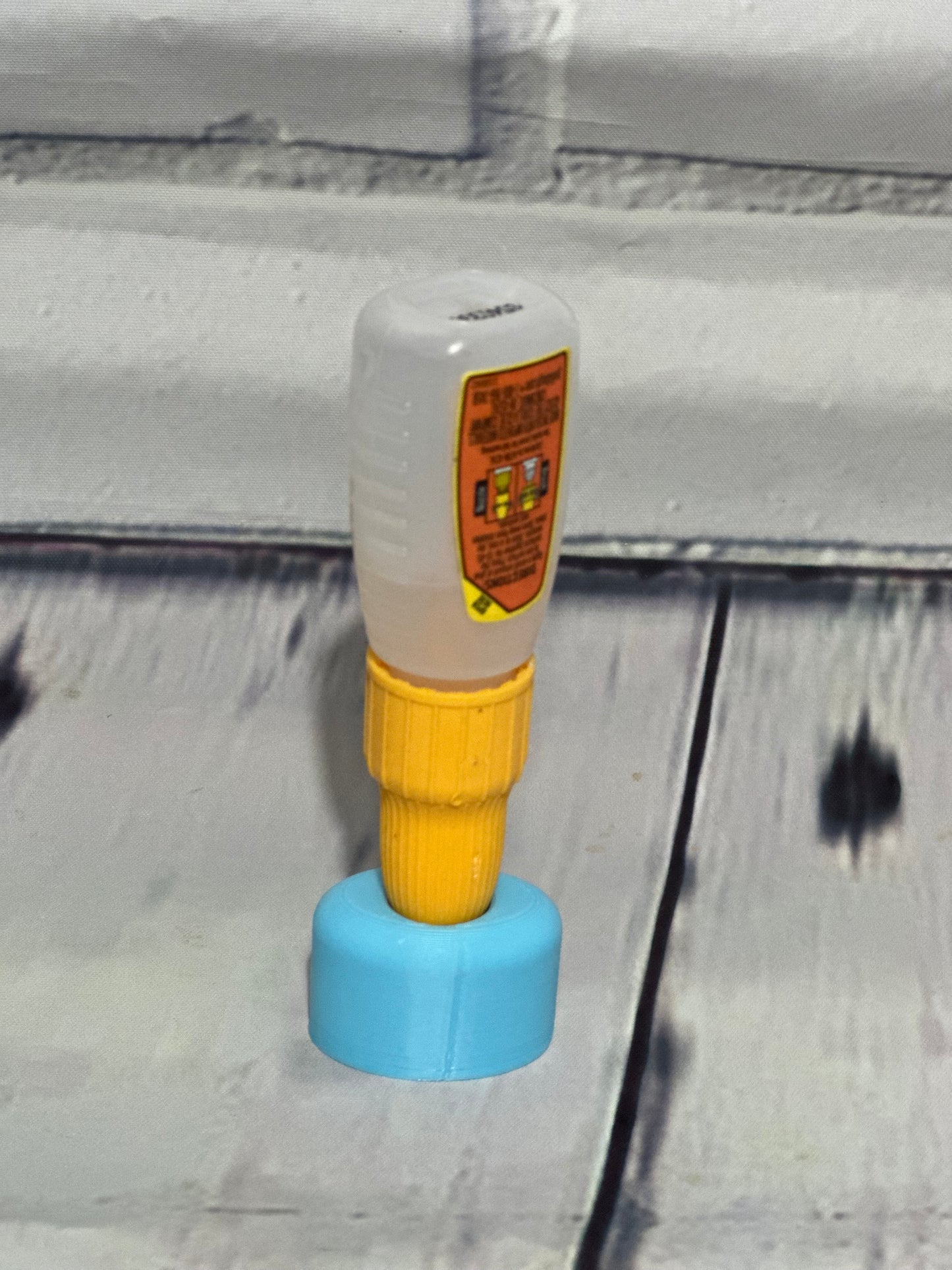 Glue Stand